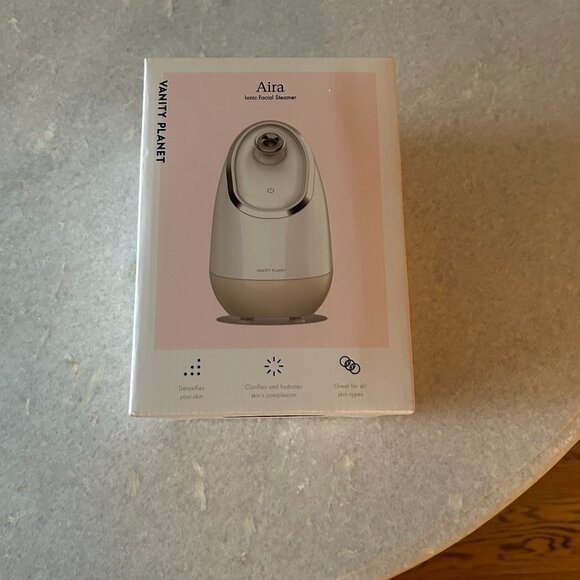 NIB AIRA Vanity Planet Aira Ionic Facial Steamer Pore Cleaner That Detoxifies